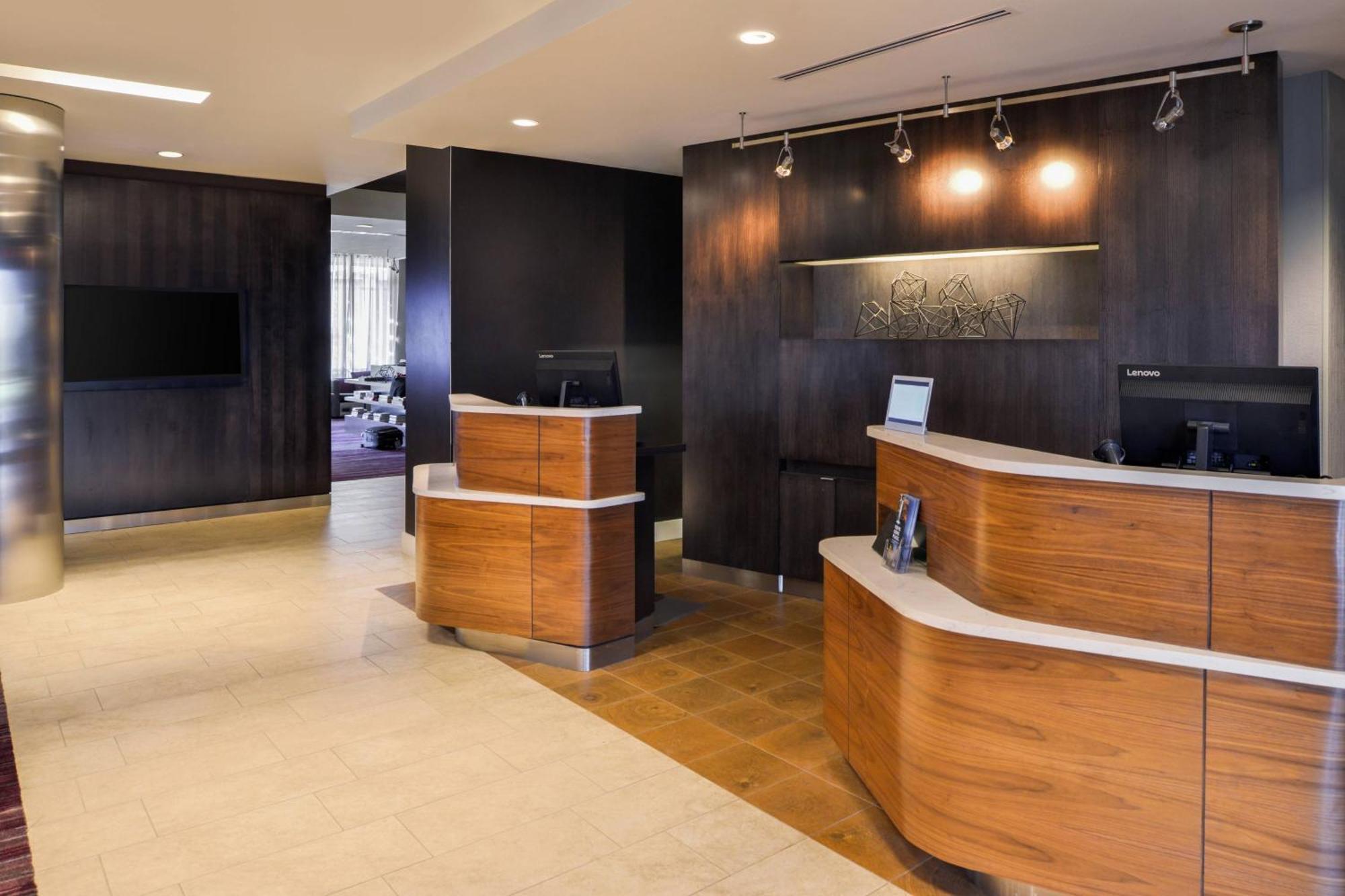 Courtyard By Marriott Columbus Ґров-Сіті Екстер'єр фото