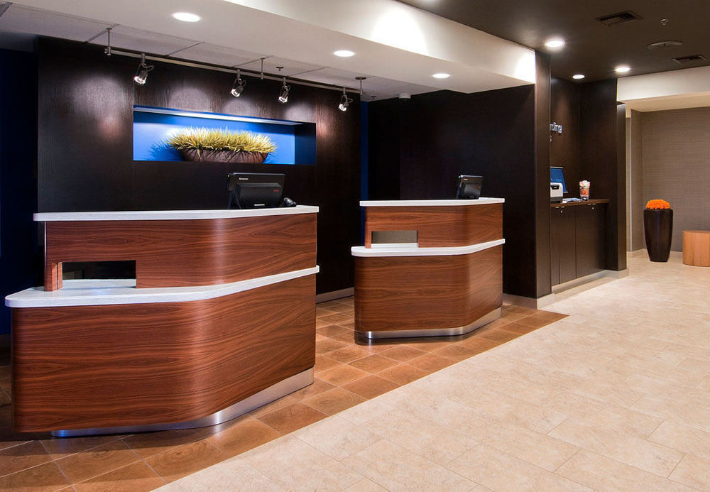 Courtyard By Marriott Columbus Ґров-Сіті Екстер'єр фото